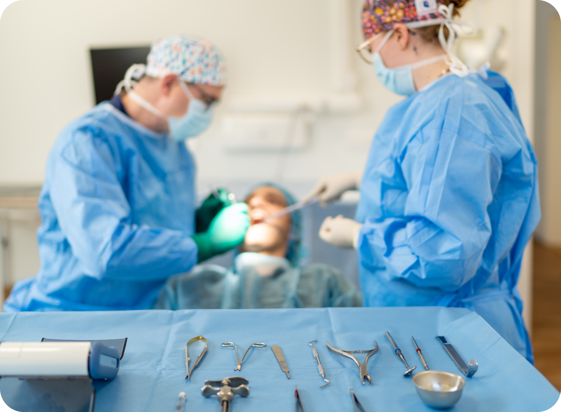 Implant dentaire